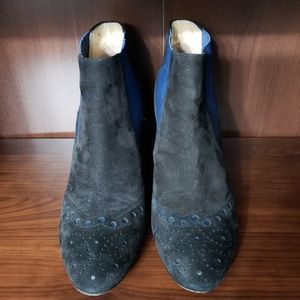 Marvin K Booties
